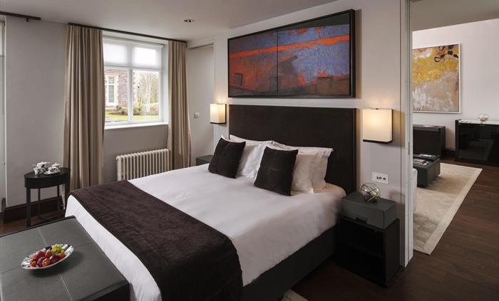 Penrhiw Priory Five Star Guest Accommodation, St Davids, Pembrokeshire. Meadow Suite